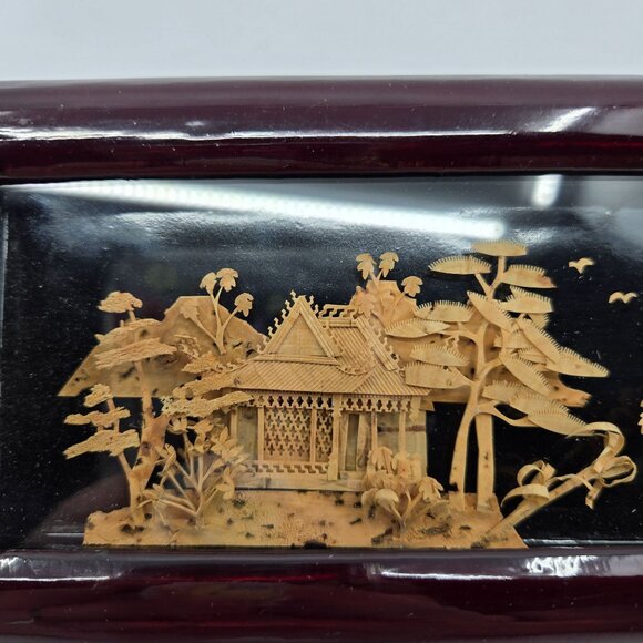 Vintage wood Asian Laquered Jewelry Box With Intricate 3D Bamboo Art Design & Gl - Picture 2 of 9